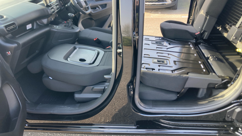 Vauxhall Combo Cargo Combo Xl Diesel 1.5 Turbo D 100ps Prime H1 Crew Van